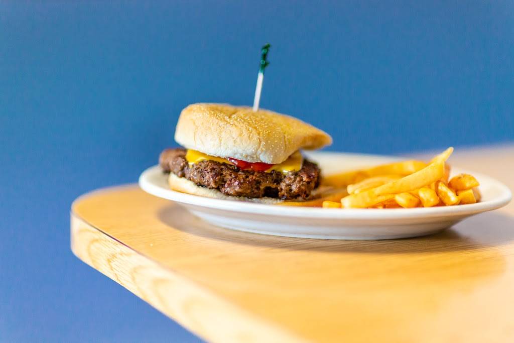 Cabin Restaurant & Lounge | restaurant | 4015 S, IN-446, Bloomington, IN 47401, USA | 8123239654 OR +1 812-323-9654