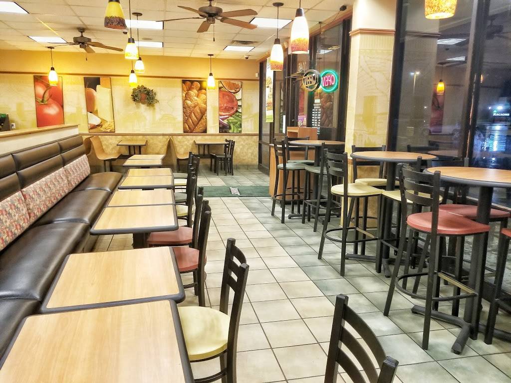Subway | restaurant | 1146 & 1148 Shackelford Rd, Florissant, MO 63031, USA | 3148371782 OR +1 314-837-1782