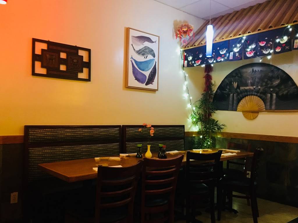 Fuji Japanese Restaurant | restaurant | 3253 NJ-35, Hazlet, NJ 07730, USA | 7328887951 OR +1 732-888-7951