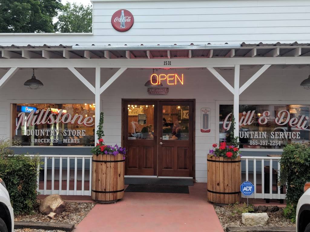 Millstone Restaurant & Country Store | restaurant | 1531 E Hwy 25/70, Dandridge, TN 37725, Dandridge, TN 37725, USA | 8653972254 OR +1 865-397-2254