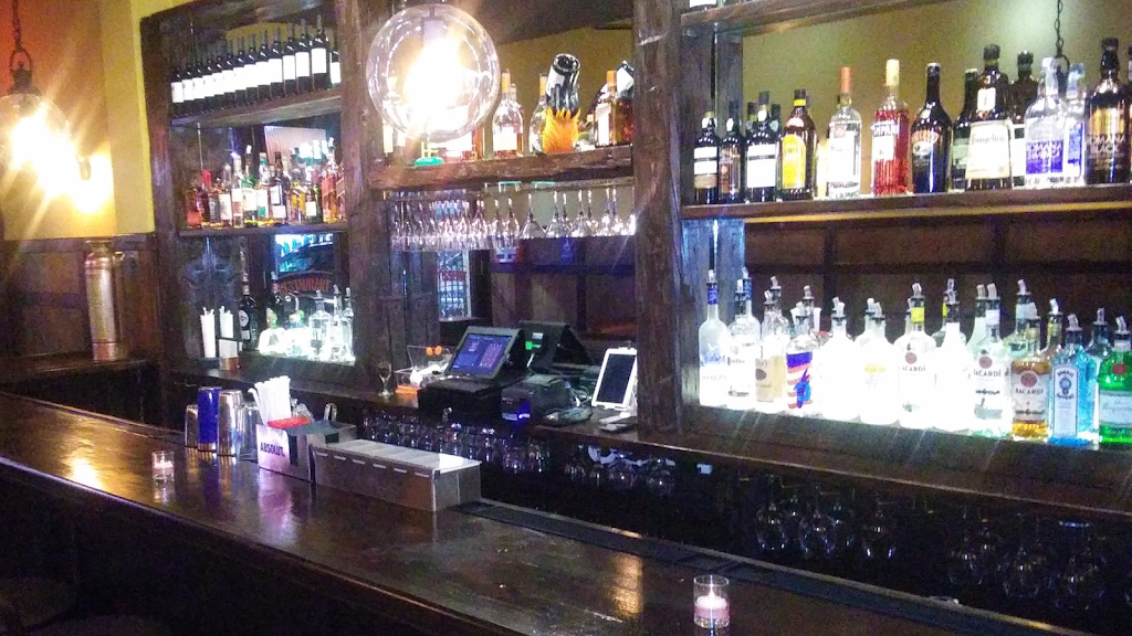 Red Rooster House | restaurant | 12 N Park Ave, Rockville Centre, NY 11570, USA | 5166082970 OR +1 516-608-2970