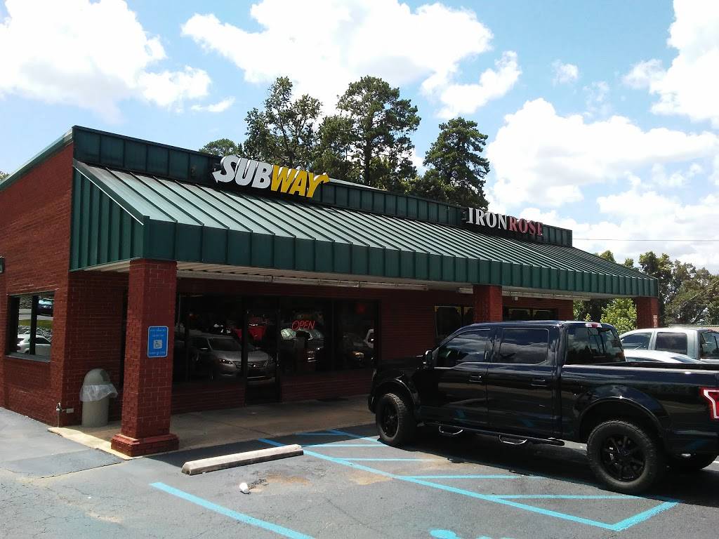 Subway Restaurants | restaurant | 4022 Victory Dr Unit B, Columbus, GA 31903, USA | 7066893433 OR +1 706-689-3433