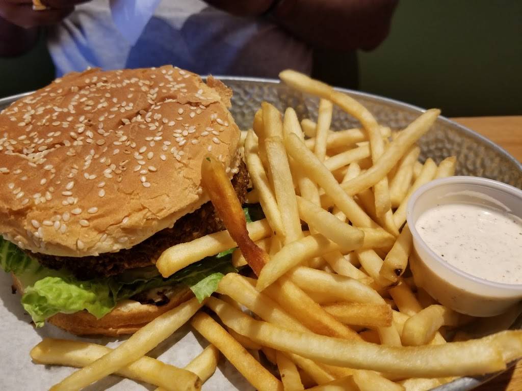 Hummus Mediterranean Kitchen | restaurant | 150 E 4th Ave, San Mateo, CA 94401, USA | 6504016903 OR +1 650-401-6903