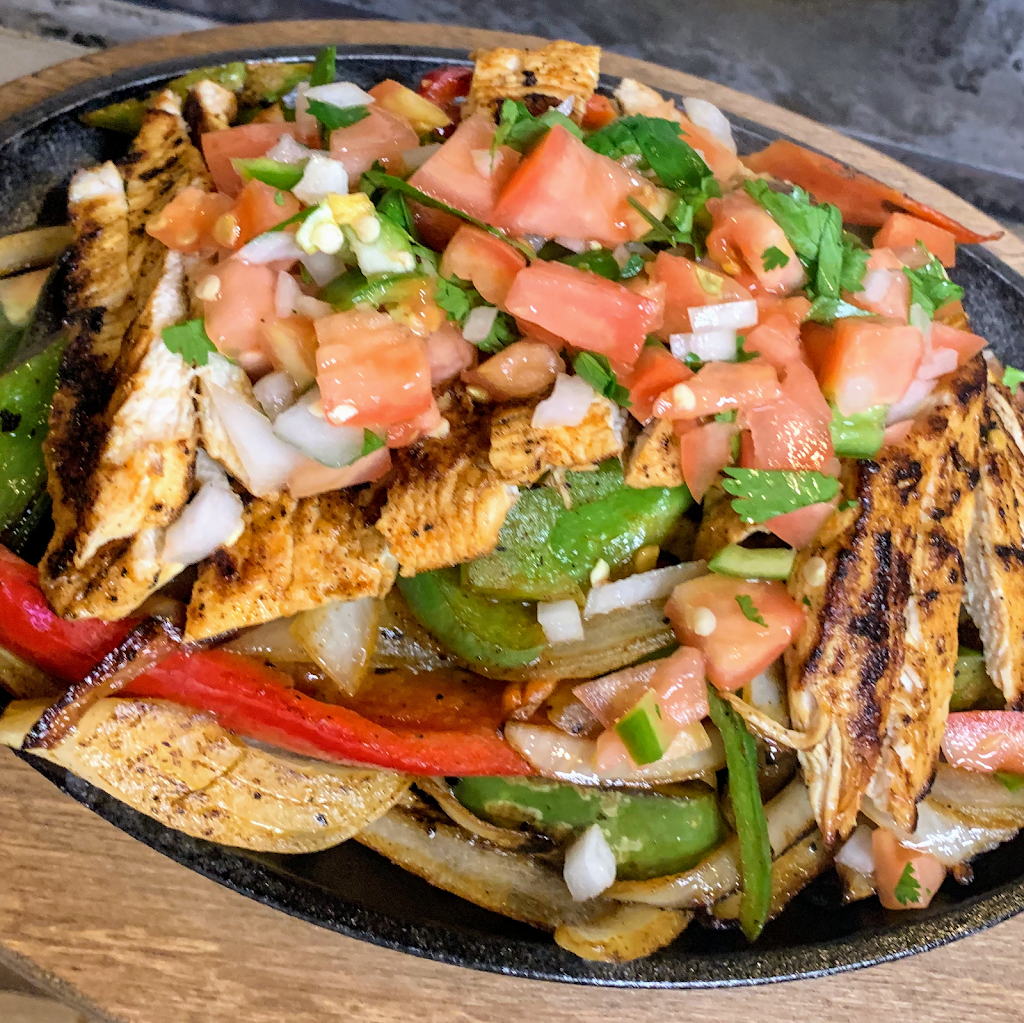 Fajitas house grill inc | restaurant | 4204 N Arlington Heights Rd STE E, Arlington Heights, IL 60004, USA | 8477493295 OR +1 847-749-3295