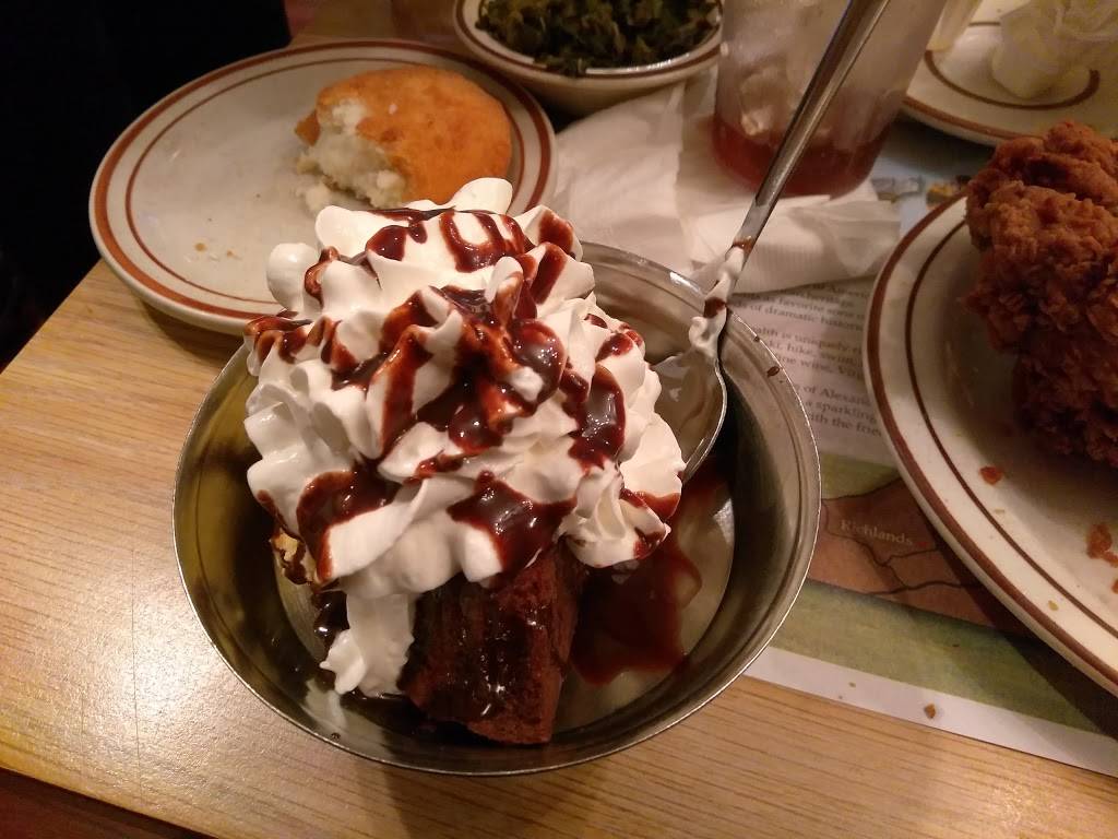 Kings Barbecue | restaurant | 2910 S Crater Rd, Petersburg, VA 23805, USA | 8047320975 OR +1 804-732-0975