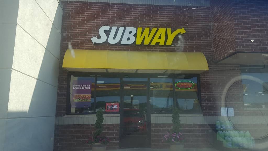 Subway | restaurant | 200 Lower River Rd, Charleston, TN 37310, USA | 4237809171 OR +1 423-780-9171