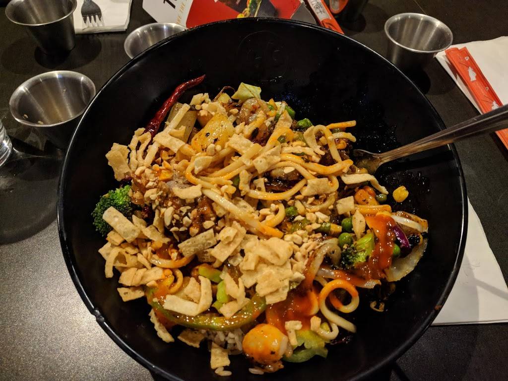 Genghis Grill | restaurant | 840 S Telshor Blvd, Las Cruces, NM 88011, USA | 5755321410 OR +1 575-532-1410