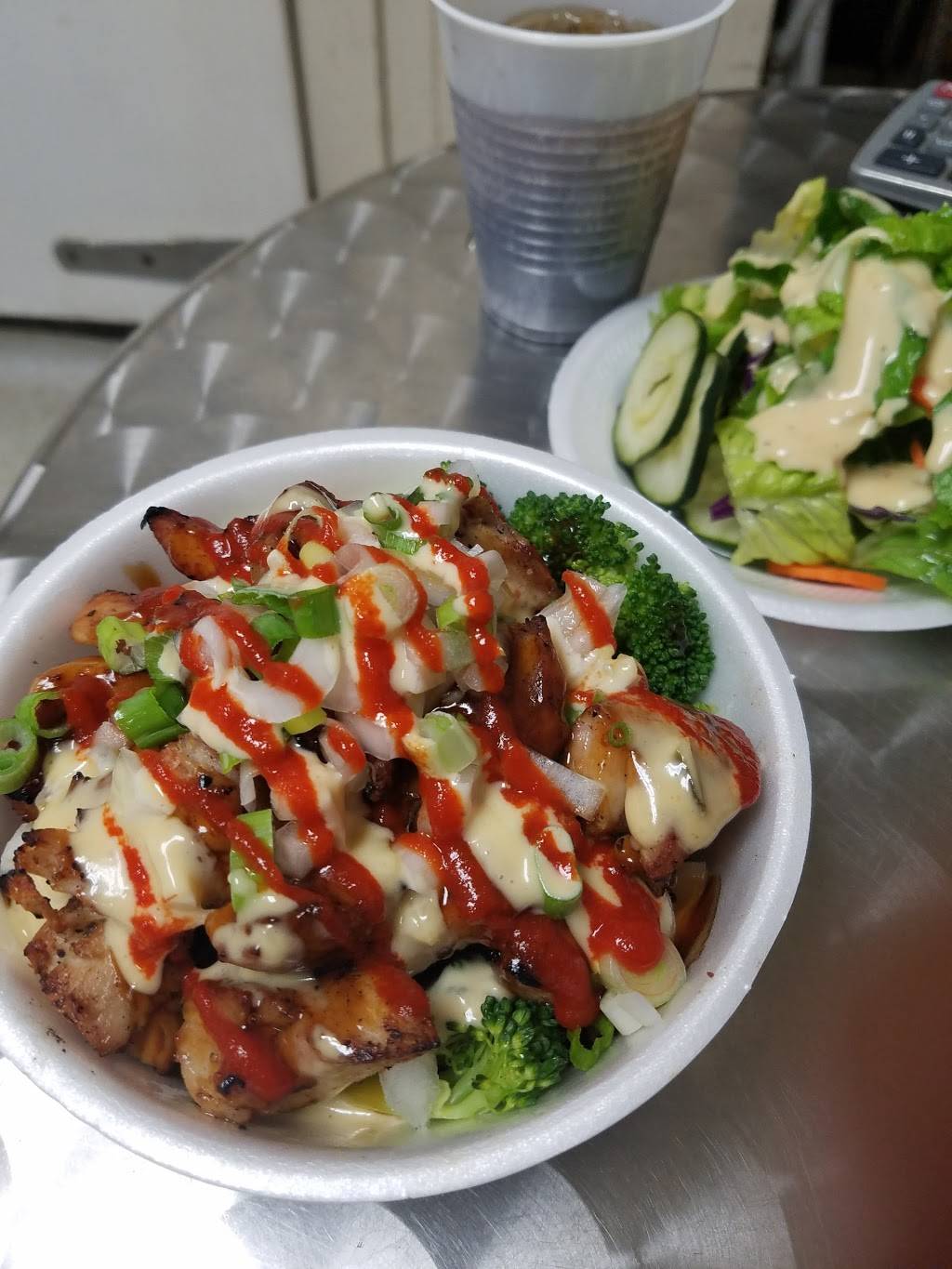 Moms Teriyaki & Bowl | restaurant | 1128 W Ave I, Lancaster, CA 93534, USA | 6619459240 OR +1 661-945-9240