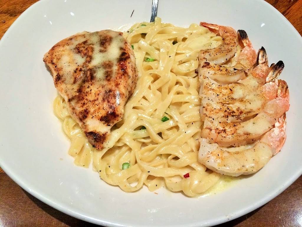 Outback Steakhouse | restaurant | 4619 Redwood Dr, Rohnert Park, CA 94928, USA | 7075847161 OR +1 707-584-7161