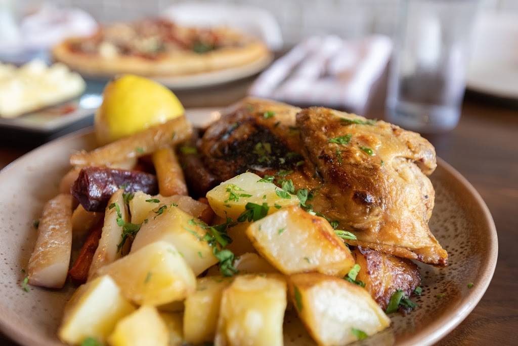 Ember Wood Fired Kitchen | restaurant | 656 Long Point Rd, Mt Pleasant, SC 29464, USA | 8433527443 OR +1 843-352-7443