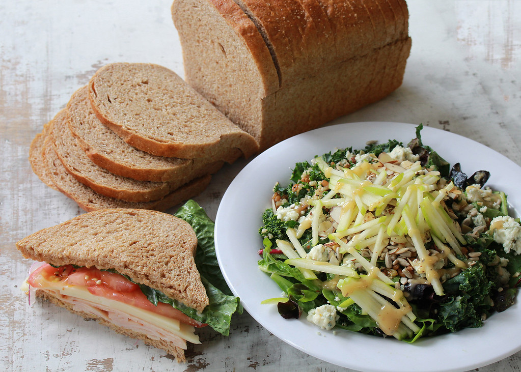 Great Harvest Bread Co | cafe | 128 Front St, Beaver Dam, WI 53916, USA | 9202199160 OR +1 920-219-9160