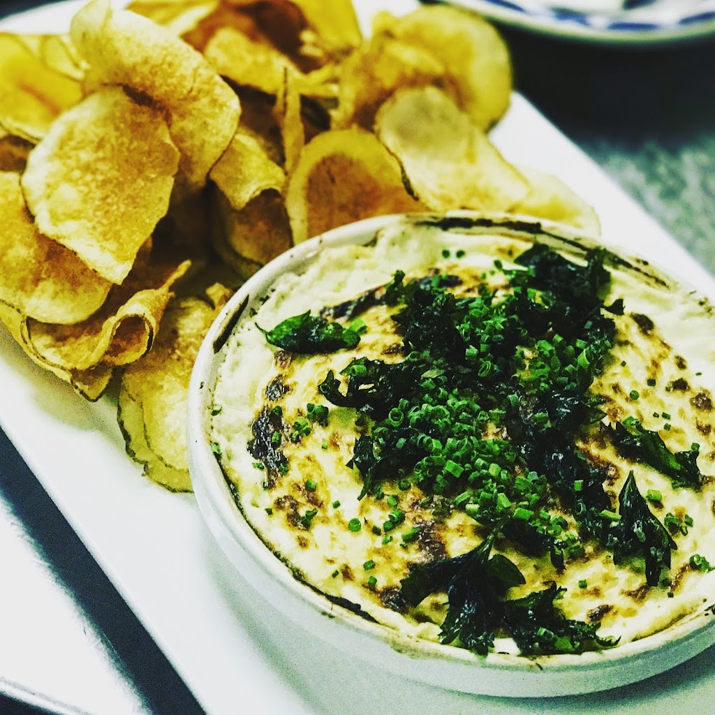 The Boarding House | restaurant | 12 Federal St, Nantucket, MA 02554, USA | 5082289622 OR +1 508-228-9622