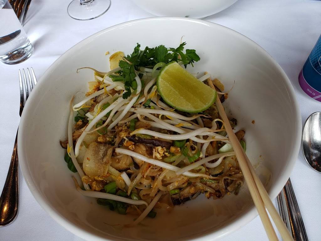 River Tavern | restaurant | 1311 23 N Main St, Chester, CT 06412, USA | 8605269417 OR +1 860-526-9417