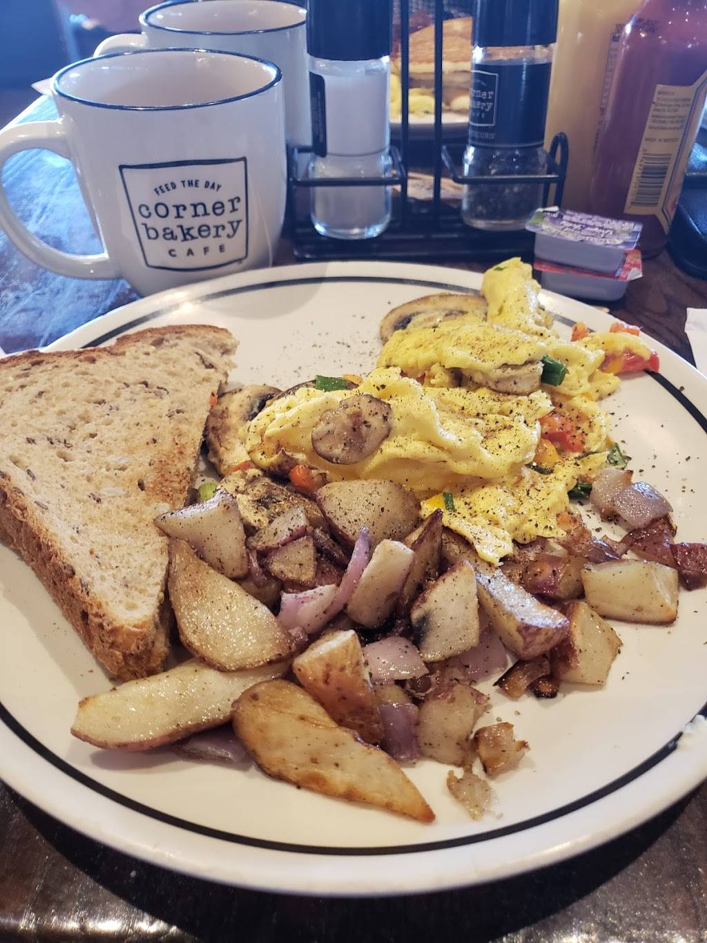 Corner Bakery Cafe | bakery | 2305 E Lohman Ave, Las Cruces, NM 88001, USA | 5755415767 OR +1 575-541-5767