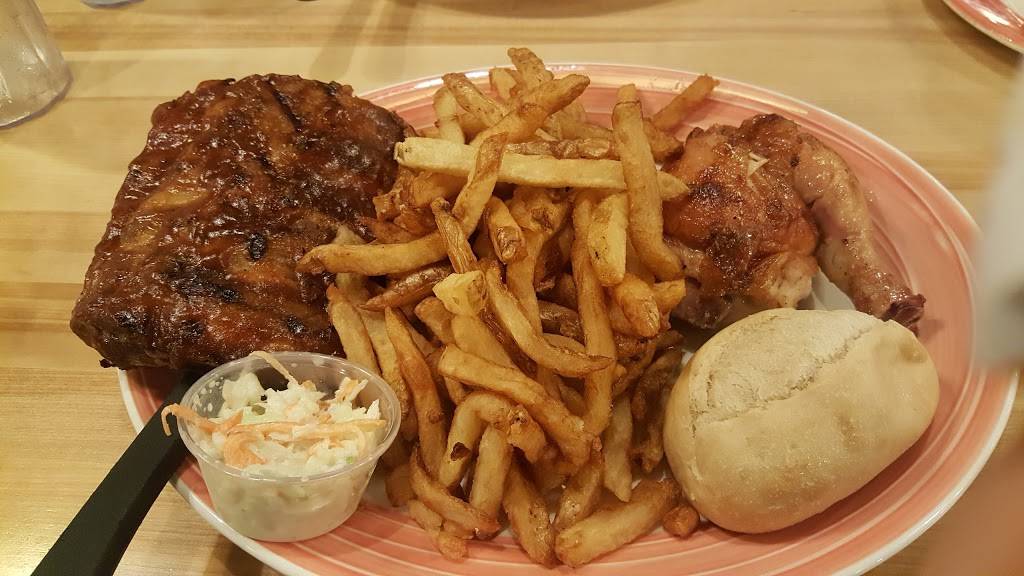 Swiss Chalet | restaurant | 540 Montreal Rd, Ottawa, ON K1K 0T9, Canada | 6137461777 OR +1 613-746-1777