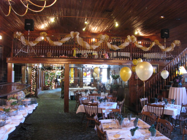The Gift Horse Restaurant | restaurant | 209 W Laurel Ave, Foley, AL 36535, USA | 2519433663 OR +1 251-943-3663