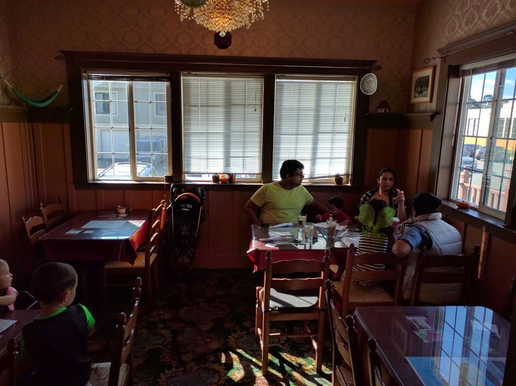 Cafe Capistrano | cafe | 523 Church St, Half Moon Bay, CA 94019, USA | 6507267699 OR +1 650-726-7699