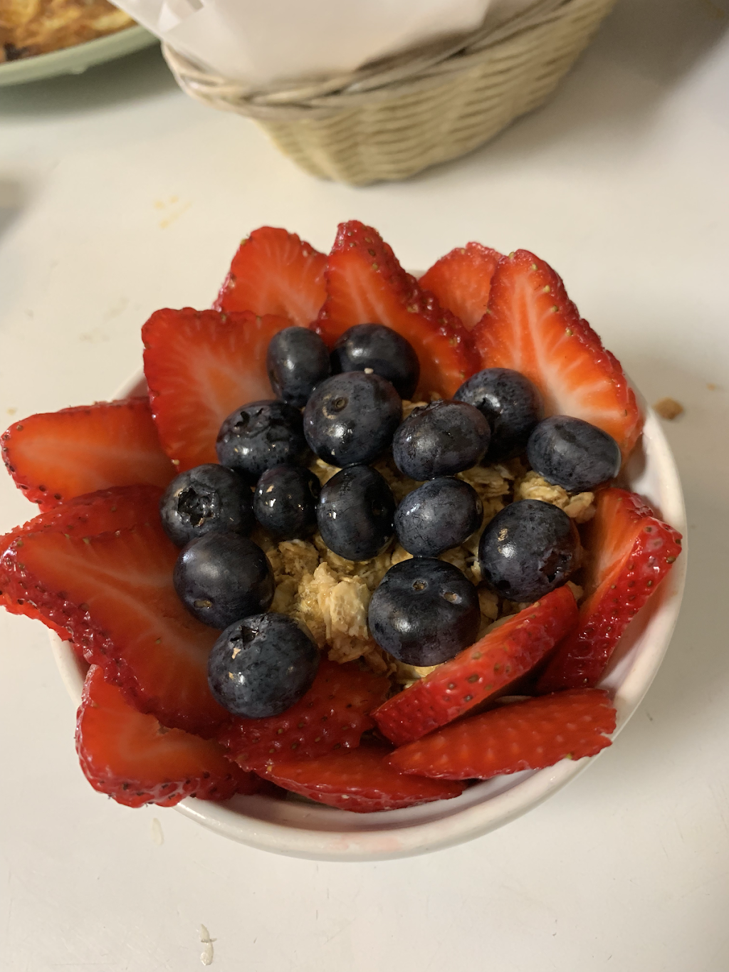 Cafe Vert | bakery | 9490 Harding Avenue, Surfside, FL 33154, USA | 3058673151 OR +1 305-867-3151