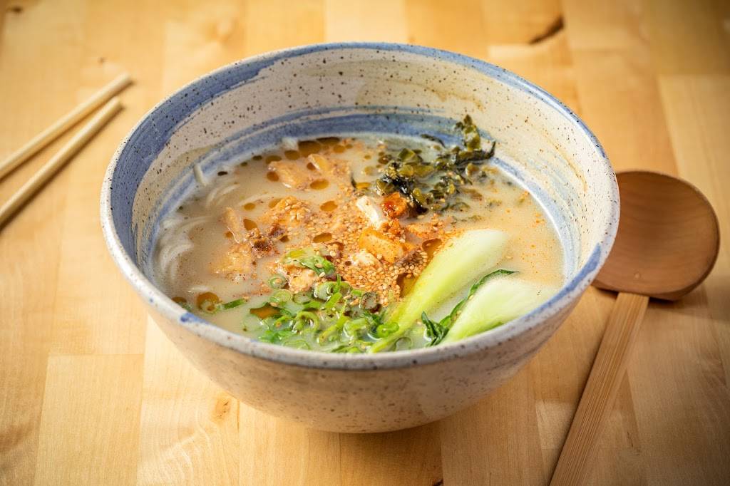 Menya Goku | restaurant | 2207 W Montrose Ave, Chicago, IL 60618, USA | 7739426701 OR +1 773-942-6701