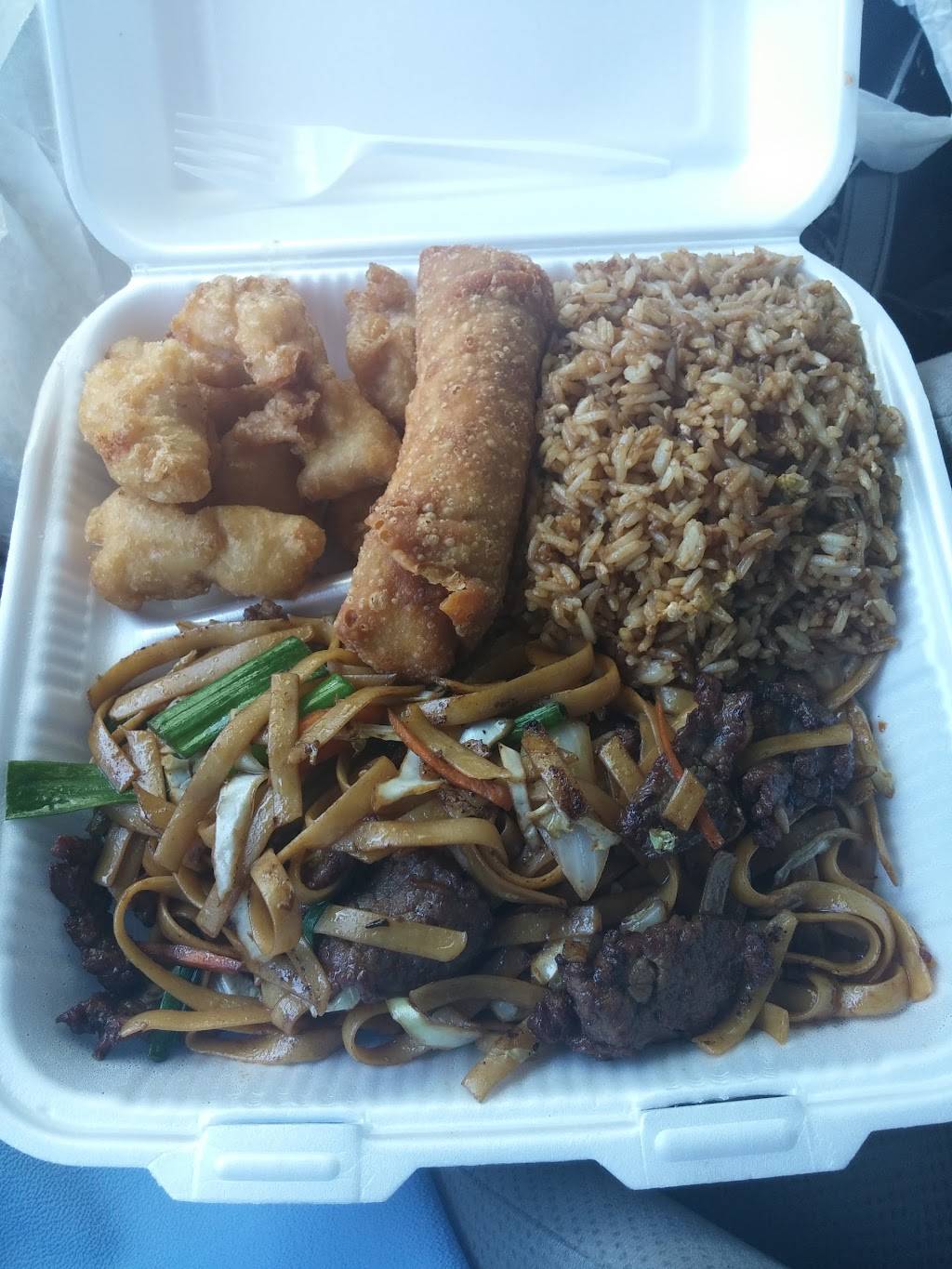 Speedy Wok | restaurant | 11122 N Rockwell Ave, Oklahoma City, OK 73162, USA | 4057213559 OR +1 405-721-3559