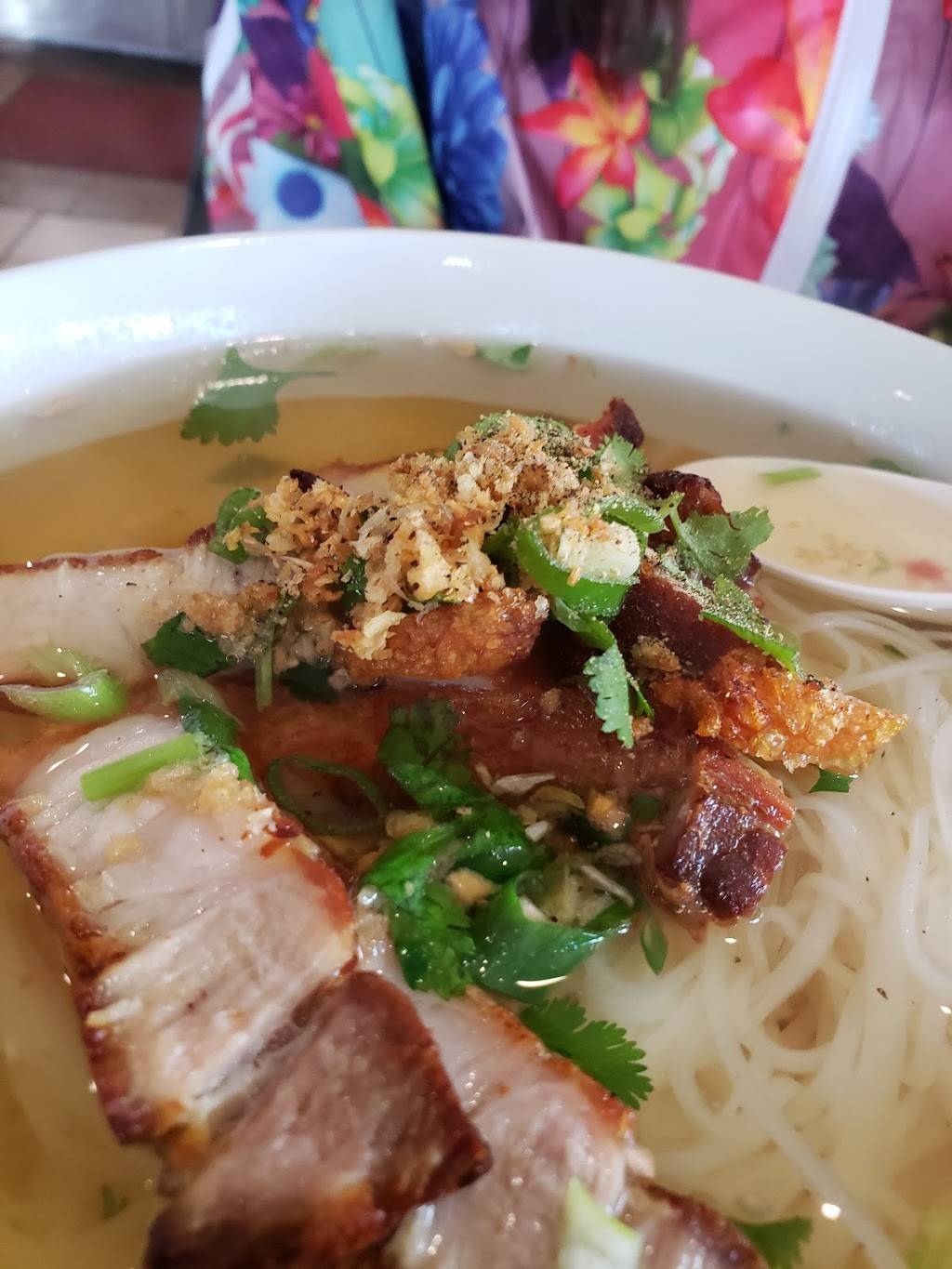 Noodle Express | restaurant | 601 E Olive Ave, Fresno, CA 93728, USA | 5593751418 OR +1 559-375-1418