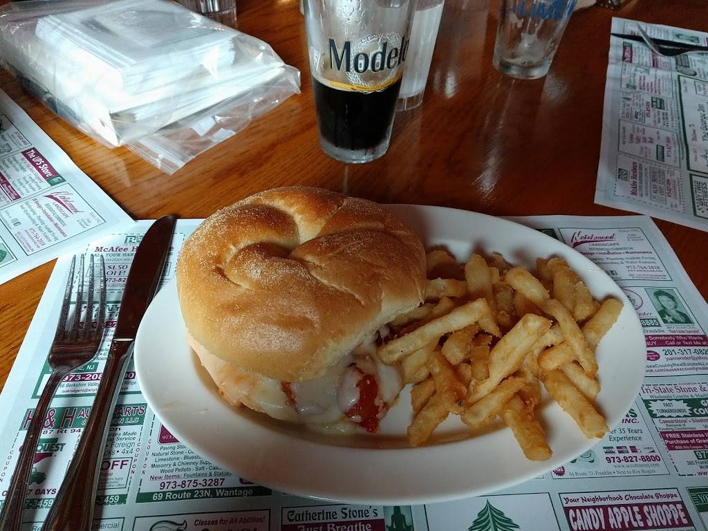 The George Inn | restaurant | 84 NJ-94, Vernon Township, NJ 07462, USA | 9738275758 OR +1 973-827-5758