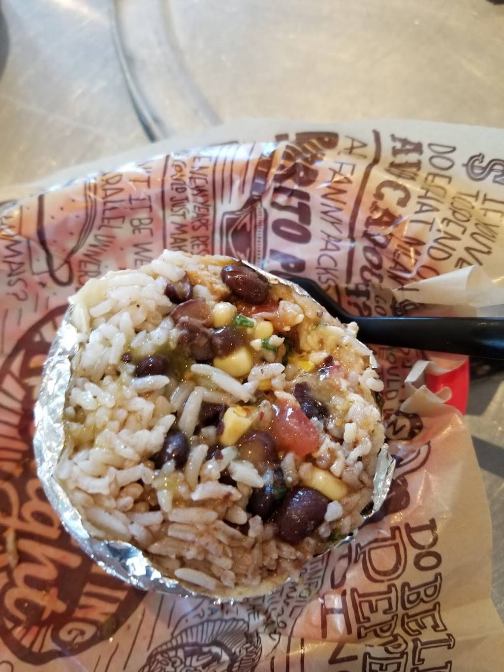 Chipotle Mexican Grill | restaurant | 1569 S Broadway, Edmond, OK 73013, USA | 4053416765 OR +1 405-341-6765