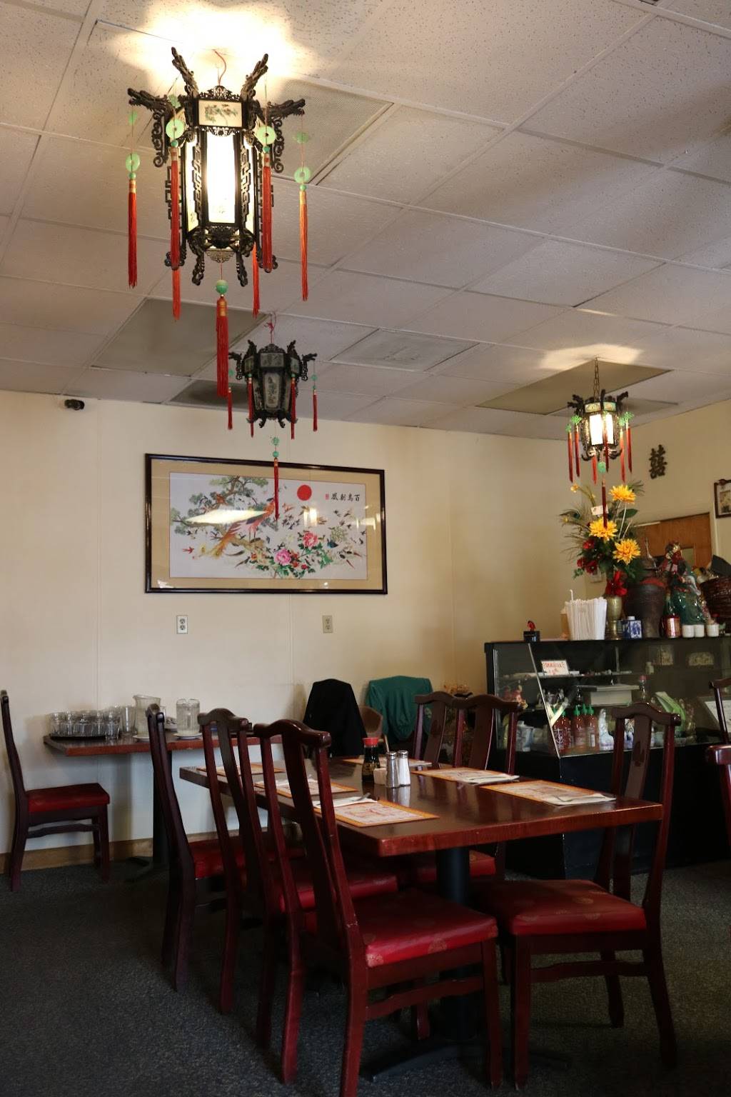 Chins Place | restaurant | 474 W Market St, Akron, OH 44303, USA | 3304341998 OR +1 330-434-1998