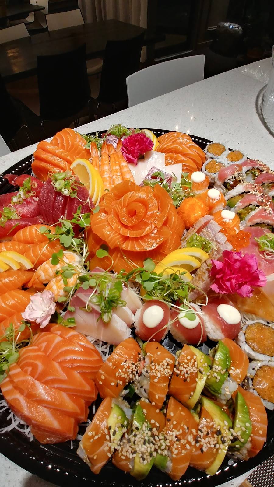 Rollian Sushi | restaurant | 660 Eglinton Ave E, East York, ON M4G 2K2, Canada | 4164894303 OR +1 416-489-4303