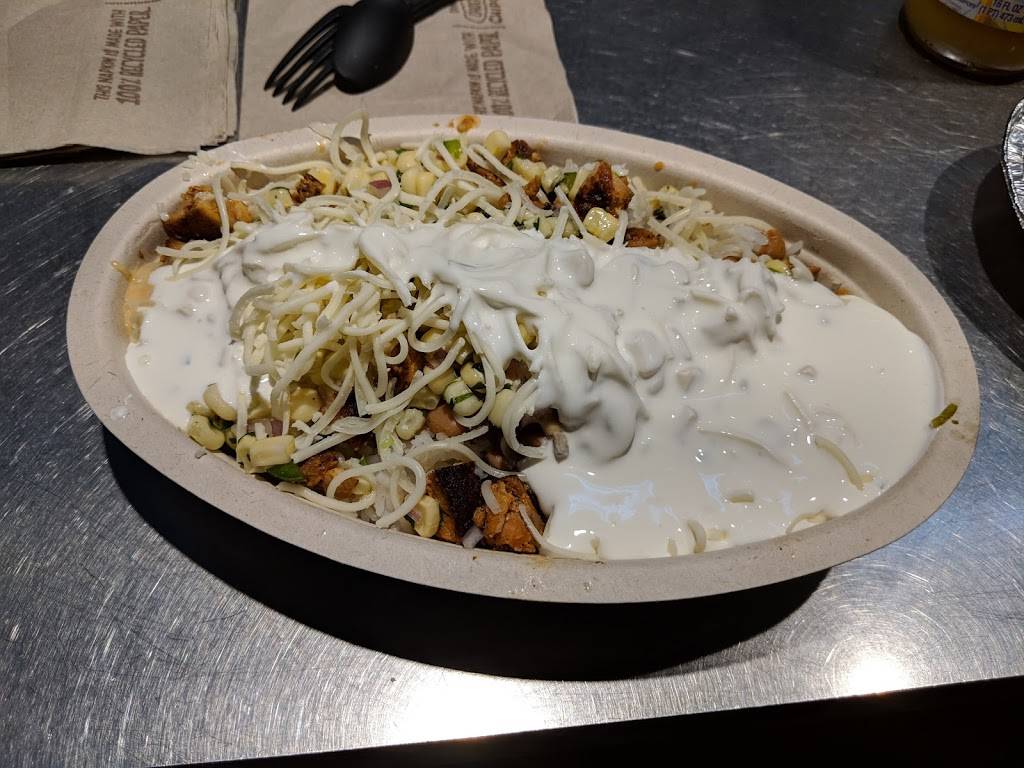 Chipotle Mexican Grill | restaurant | 8490 Annapolis Rd, New Carrollton, MD 20784, USA | 3013065132 OR +1 301-306-5132