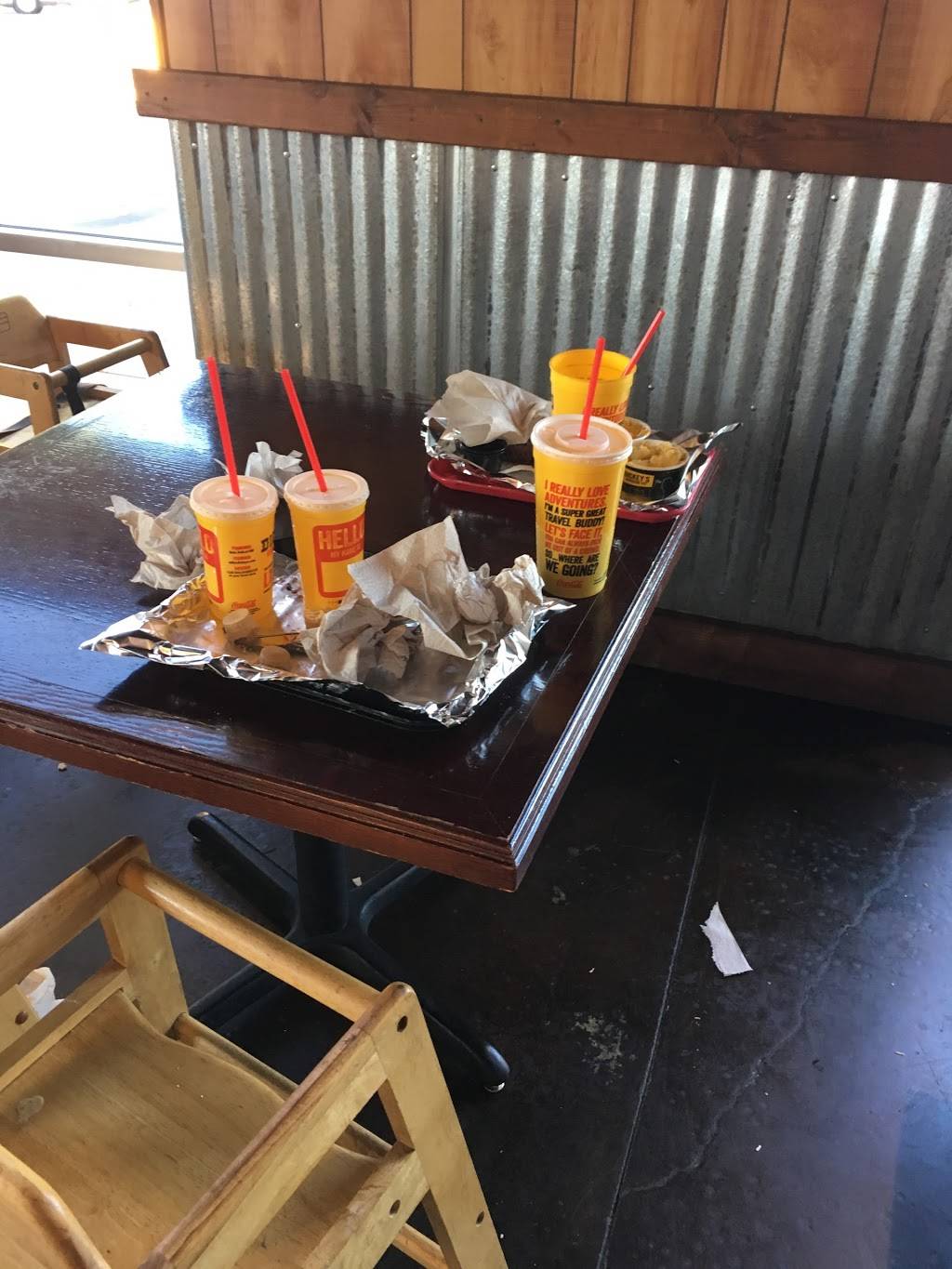 Dickeys Barbecue Pit | restaurant | 2500 Sand Creek Rd, Brentwood, CA 94513, USA | 9252408600 OR +1 925-240-8600