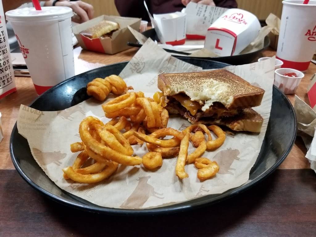 Arbys | restaurant | 1746 E Apple Ave, Muskegon, MI 49442, USA | 2317737339 OR +1 231-773-7339
