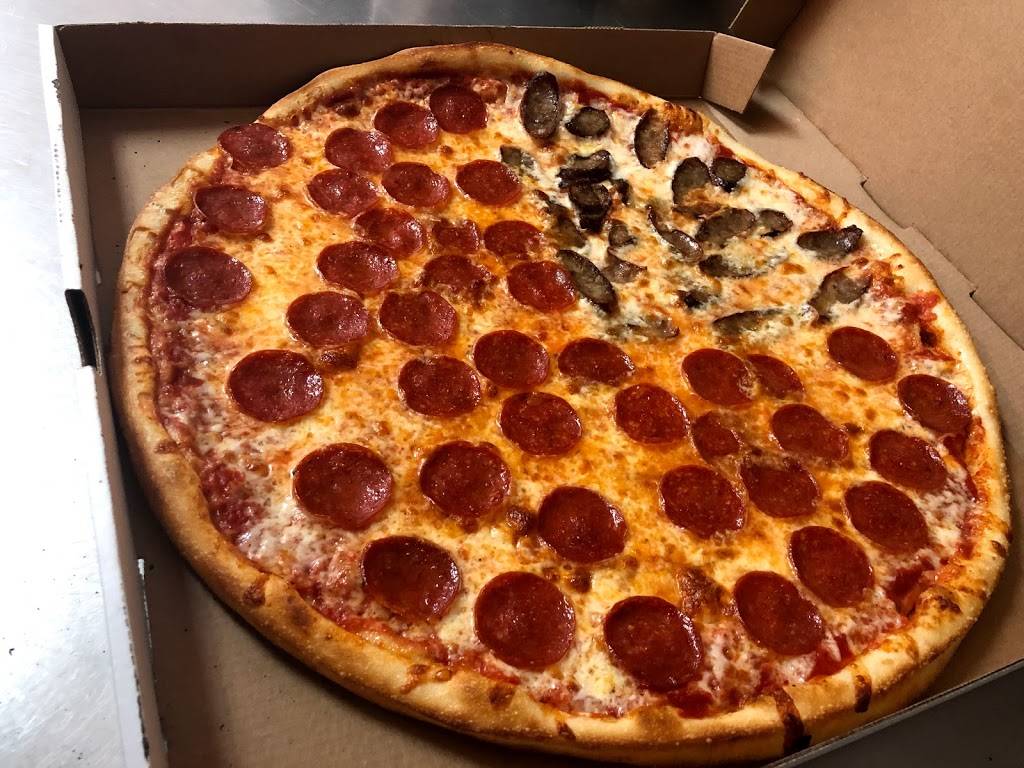 Moses Pizza | restaurant | 109-01 Guy R Brewer Blvd, Jamaica, NY 11433, USA | 7185262779 OR +1 718-526-2779