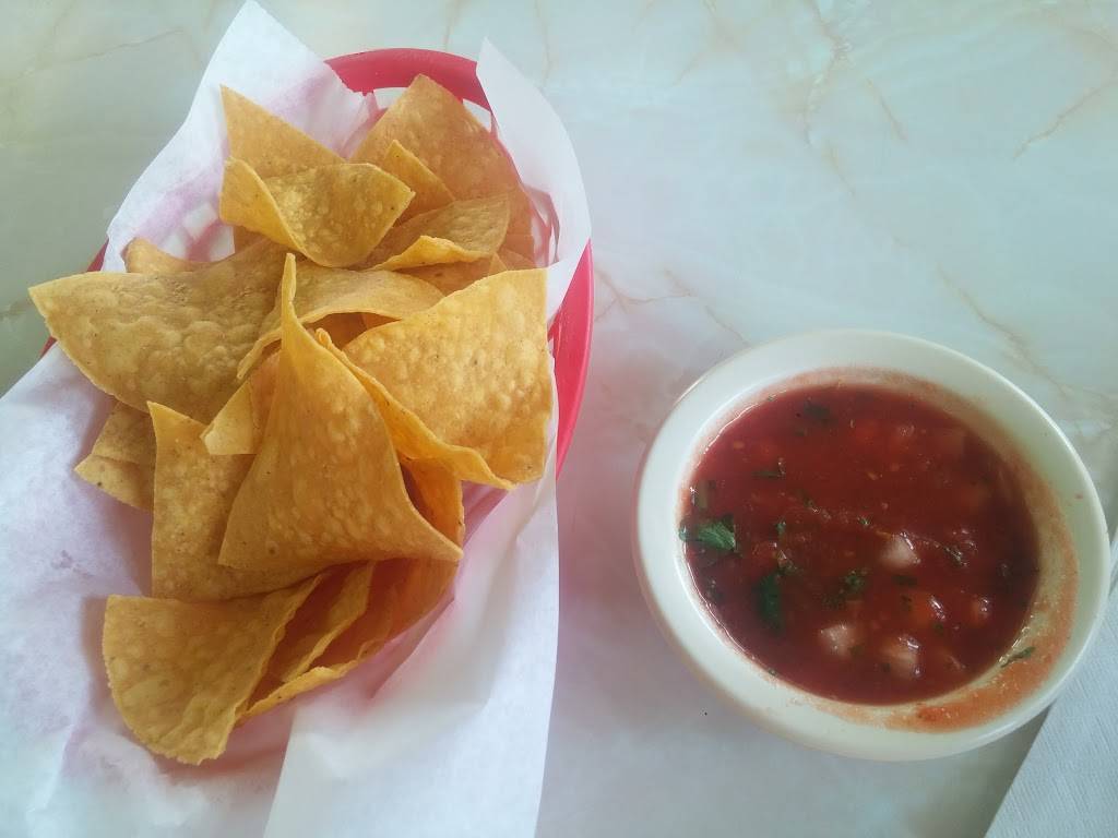 Taco Express | restaurant | 8626 Pendleton Pike, Indianapolis, IN 46226, USA | 3178955455 OR +1 317-895-5455