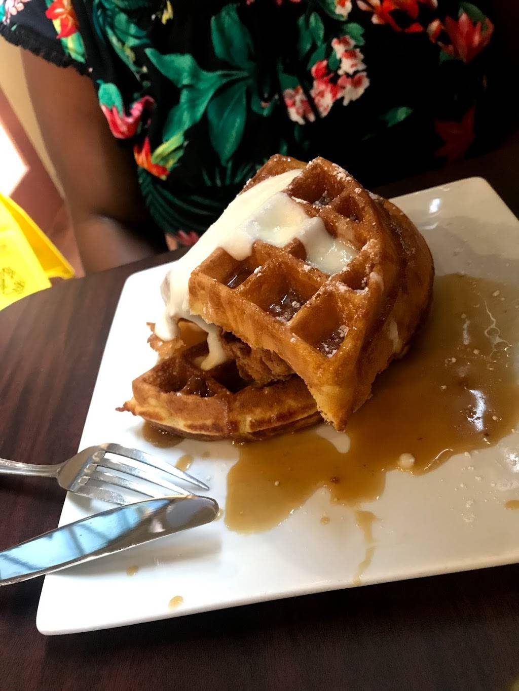 Michaels Café & Catering | restaurant | 1620 Main St, Columbia, SC 29201, USA | 8037262233 OR +1 803-726-2233