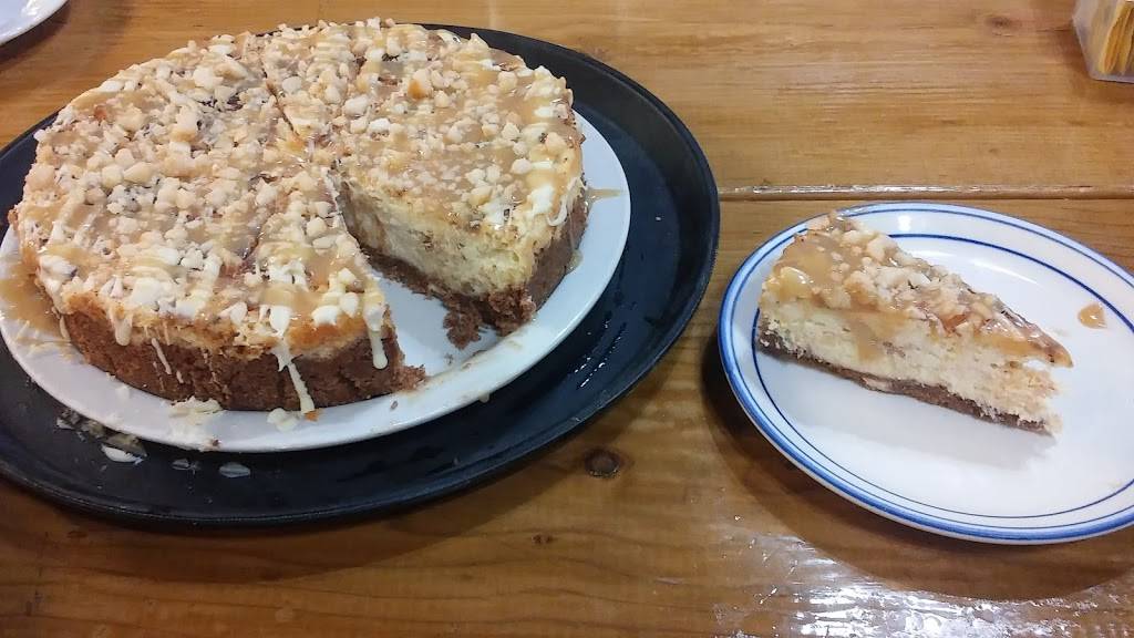 Prairie House Cafe | restaurant | 100 S Main St, Leon, KS 67074, USA | 3167455004 OR +1 316-745-5004