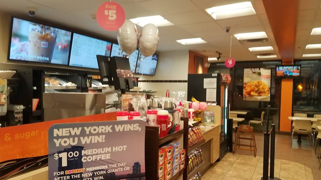 Dunkin Donuts | cafe | 575 Fulton St, Farmingdale, NY 11735, USA | 5167528177 OR +1 516-752-8177