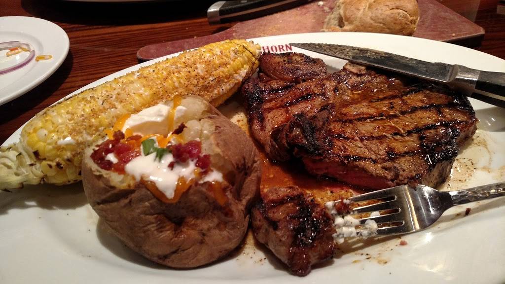 LongHorn Steakhouse | meal takeaway | 11102 Causeway Blvd, Brandon, FL 33511, USA | 8136539133 OR +1 813-653-9133