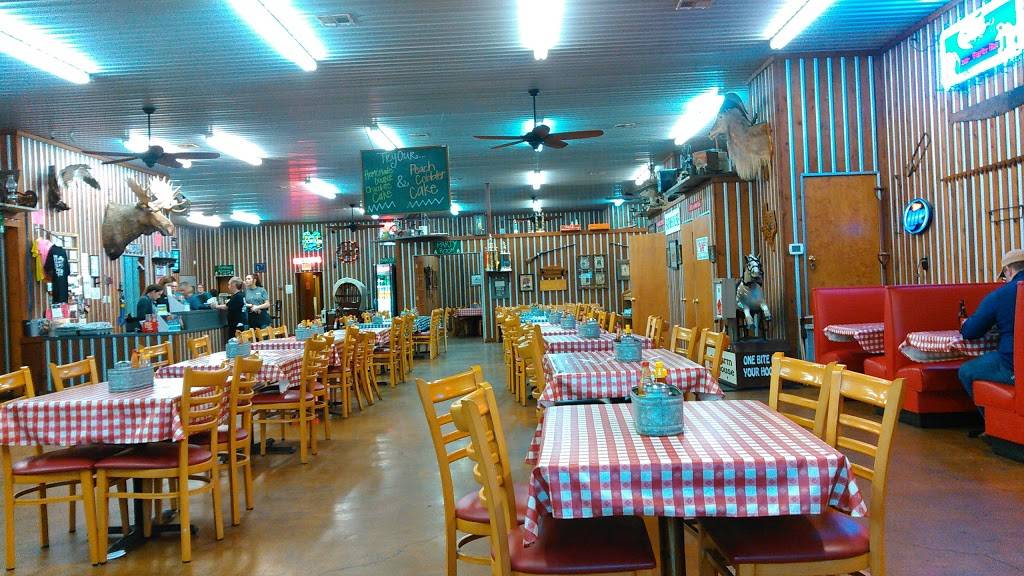 Farm House Mexia | restaurant | 1401 E Milam St, Mexia, TX 76667, USA | 2544720512 OR +1 254-472-0512