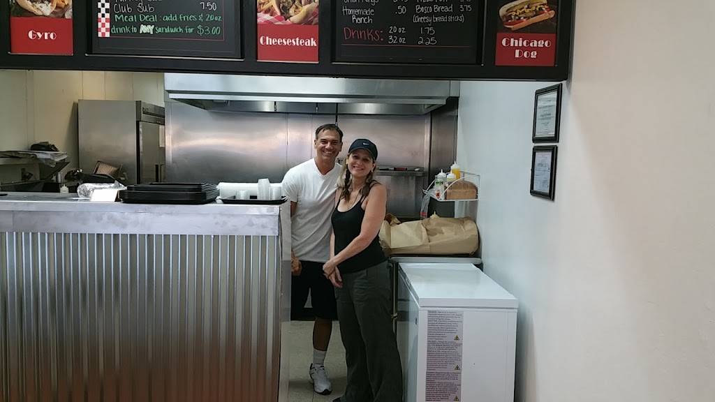 Lukes Chicago Sandwiches | restaurant | 6741 N Thornydale Rd # 157, Tucson, AZ 85741, USA | 5203084088 OR +1 520-308-4088