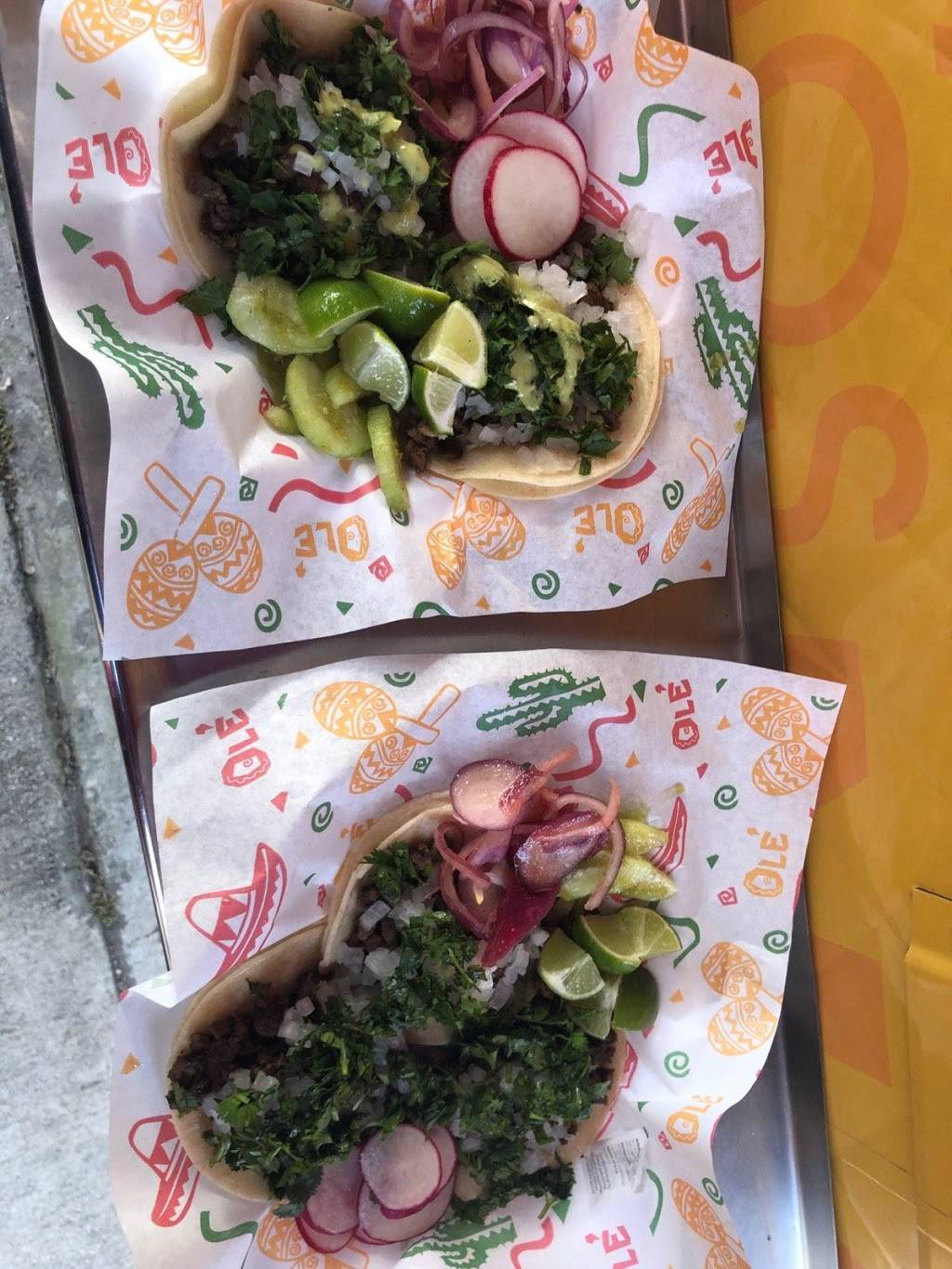 Tacos al gusto | restaurant | 16912 Sherman Way, Van Nuys, CA 91406, USA | 8184386690 OR +1 818-438-6690