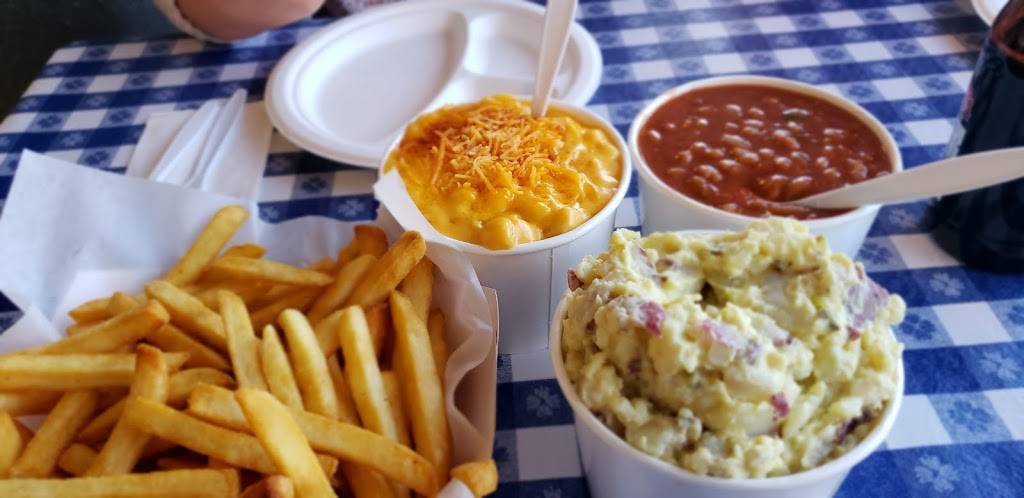 Guss World Famous Fried Chicken | restaurant | 509 S Glenoaks Blvd, Burbank, CA 91502, USA | 7472313990 OR +1 747-231-3990