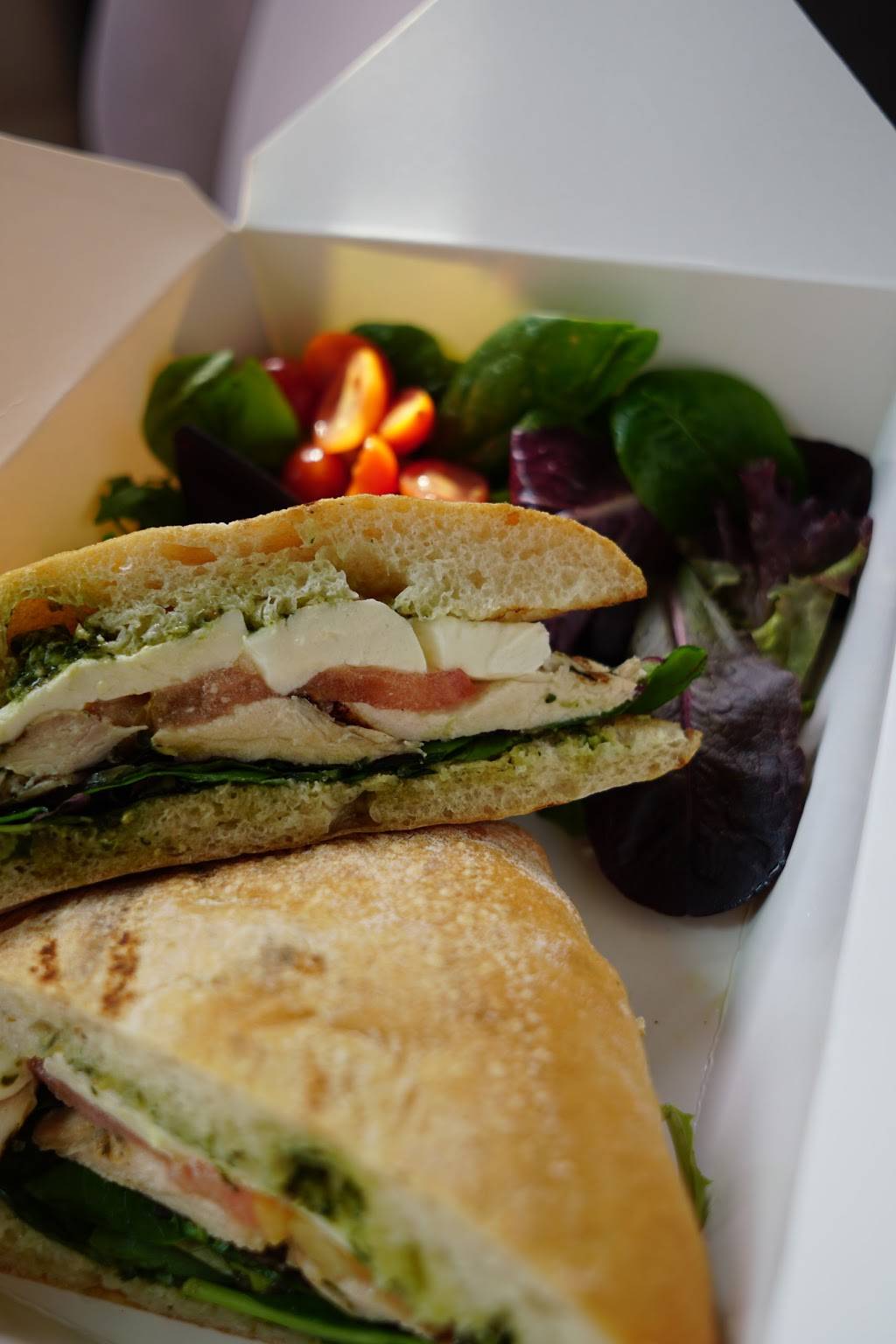 Baked It Myself | cafe | 14543 Erwin St, Van Nuys, CA 91411, USA | 8187870601 OR +1 818-787-0601