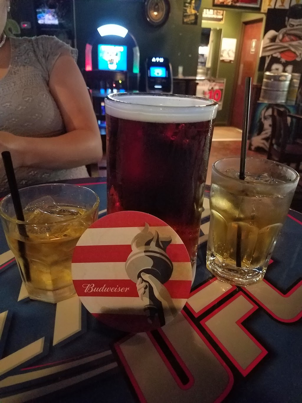 McFinnigans Pub | restaurant | 7210 Blanco Rd, San Antonio, TX 78216, USA | 2103144194 OR +1 210-314-4194