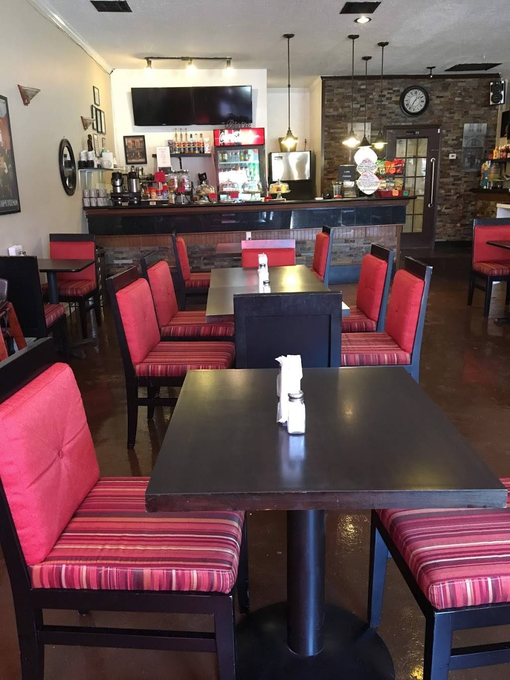 Toasters Cafe | restaurant | 1004 N San Jacinto St, Houston, TX 77002, USA | 7134856601 OR +1 713-485-6601