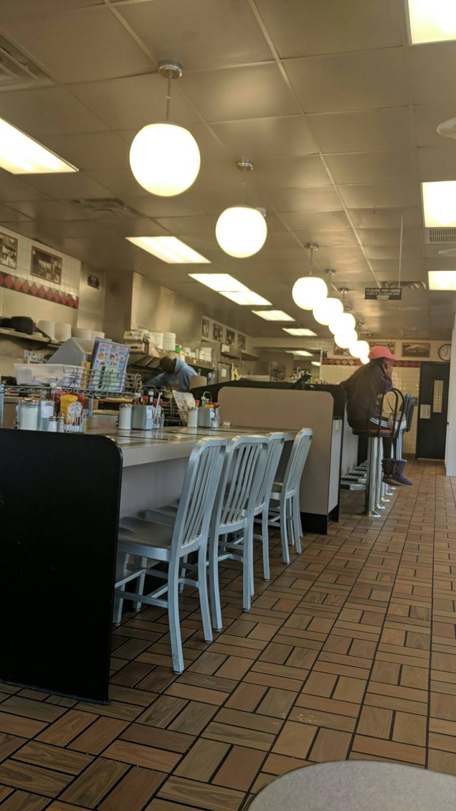 Waffle House | meal takeaway | 584 Beasley Rd, Jackson, MS 39206, USA | 6019564502 OR +1 601-956-4502