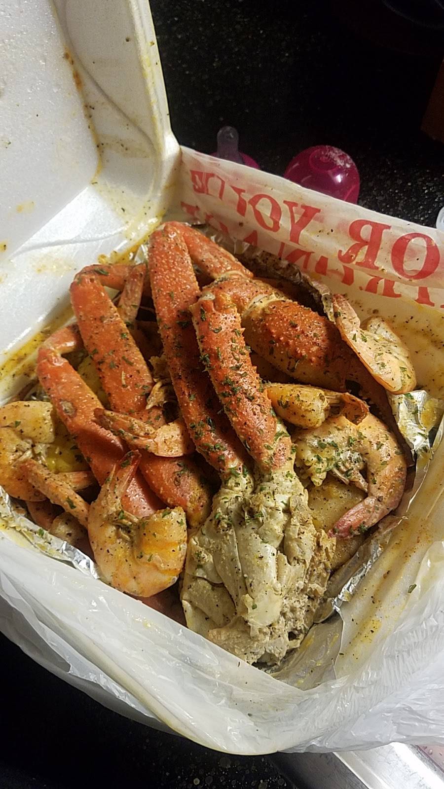 Mr 3s Crab Pot | restaurant | 401 Bradford Dr, Charlotte, NC 28208, USA | 9802371626 OR +1 980-237-1626