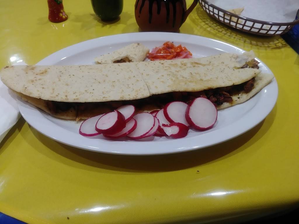 La Plaza Garibaldi | restaurant | 6650 Commerce Blvd # 11B, Rohnert Park, CA 94928, USA | 7075851623 OR +1 707-585-1623