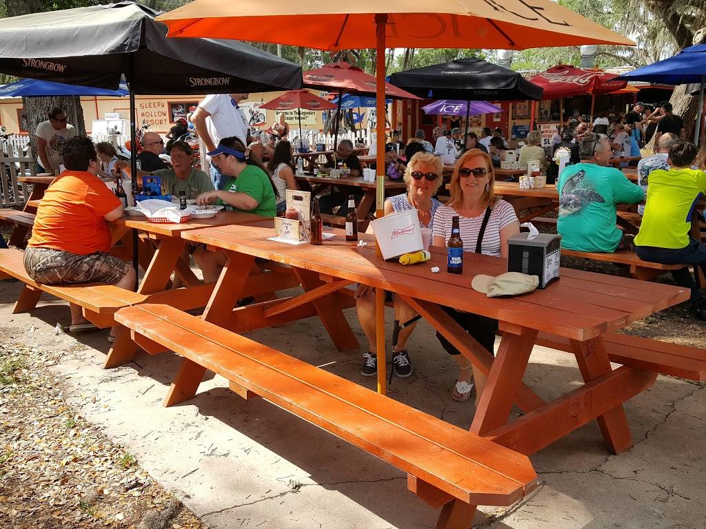 Sleepy Hollow Restaurant & Bar | restaurant | 10333 E Gobbler Dr, Floral City, FL 34436, USA | 3524198652 OR +1 352-419-8652