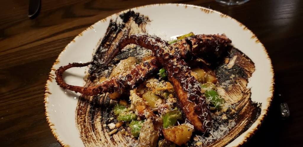 Monnie Burkes | restaurant | 1163 W 18th St, Chicago, IL 60608, USA | 3122432410 OR +1 312-243-2410